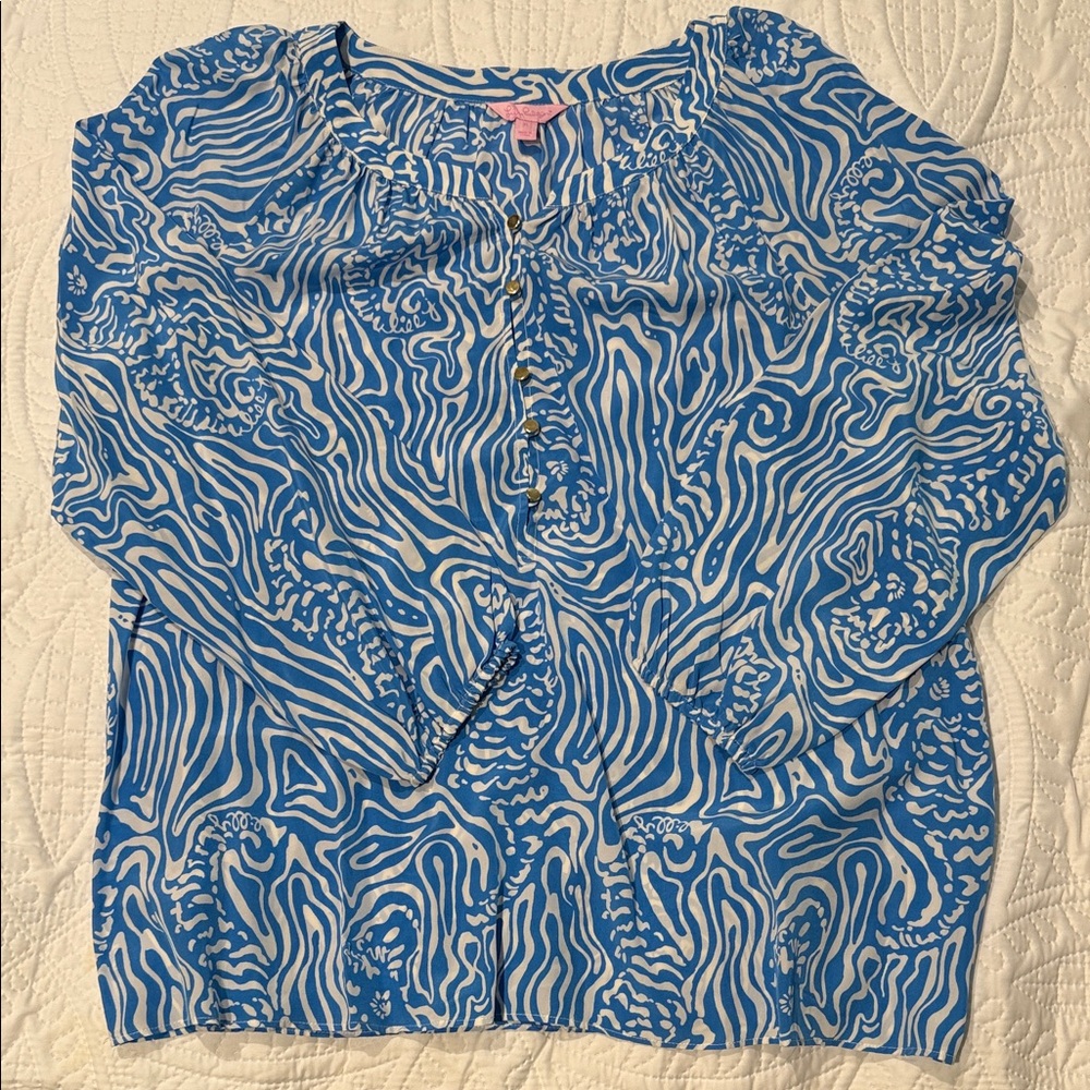 Lilly Pulitzer Blue and White Women's Top